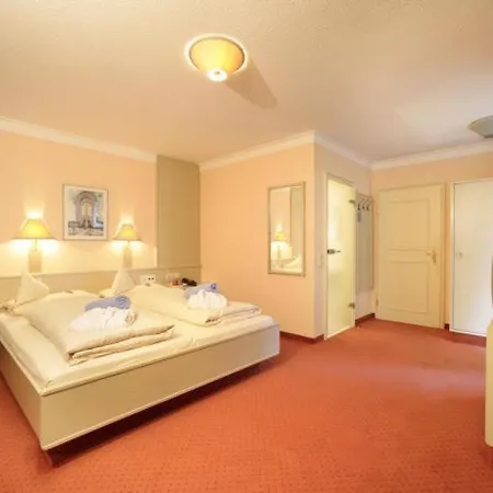 Vitalhotel Sonneck 4*